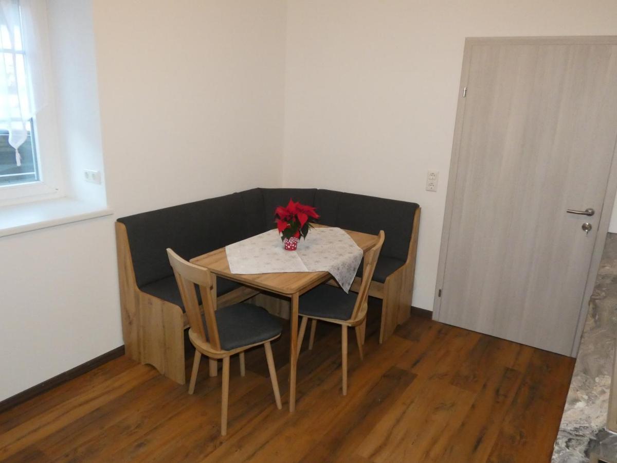 Gaestezimmer Gombotz Etmissl 外观 照片